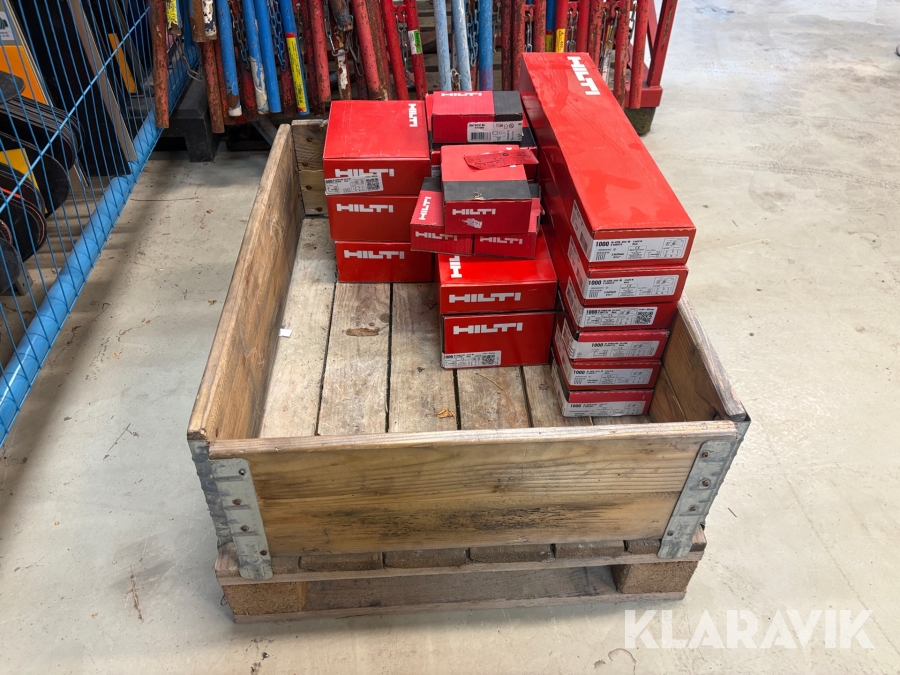 Parti med Hilti skruv Hilti