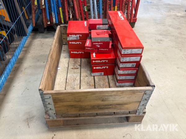 Parti med Hilti skruv Hilti