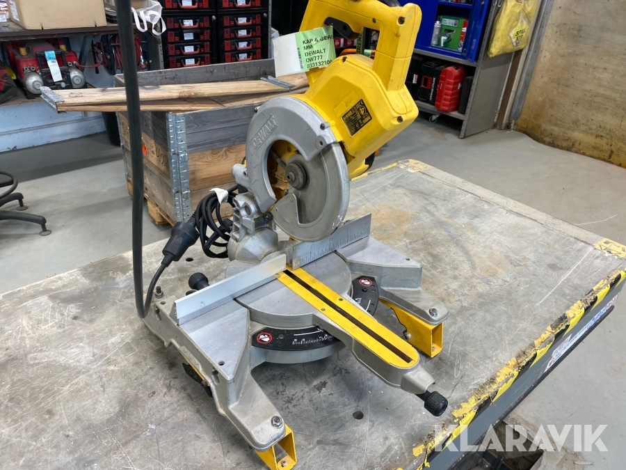 Kap & geringssåg El Dewalt DW 777-QS
