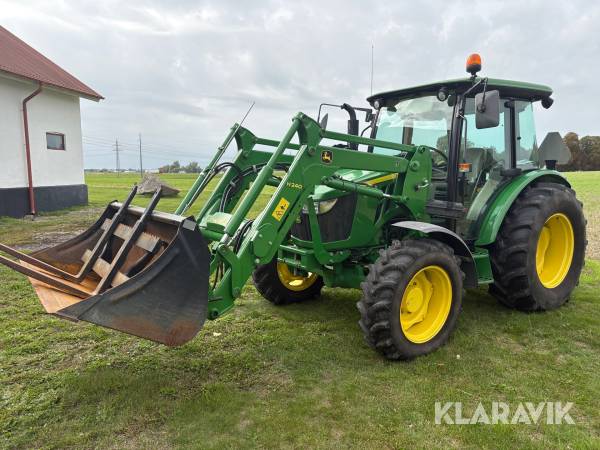 Traktor John Deere 5067 E med frontlastare
