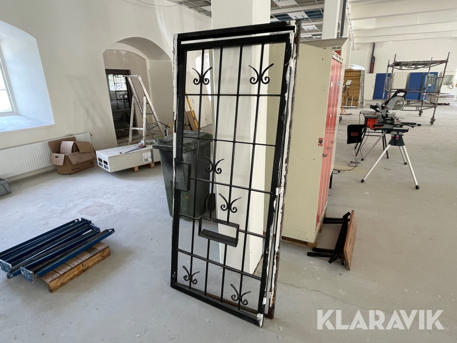 Gallergrind med karm