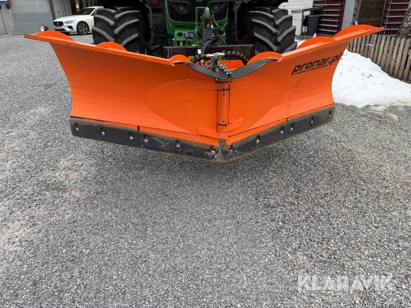 Vikplog Pronar PUV-3000M trepunkt