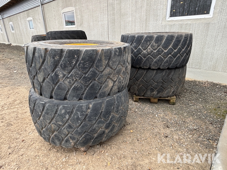 Entreprenaddäck Goodyear 600/65R25- 4st