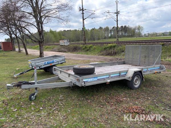 Personbilssläp Rekotrailer VV-SL med fällbara baklämmar