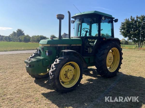 Traktor John Deere 2850