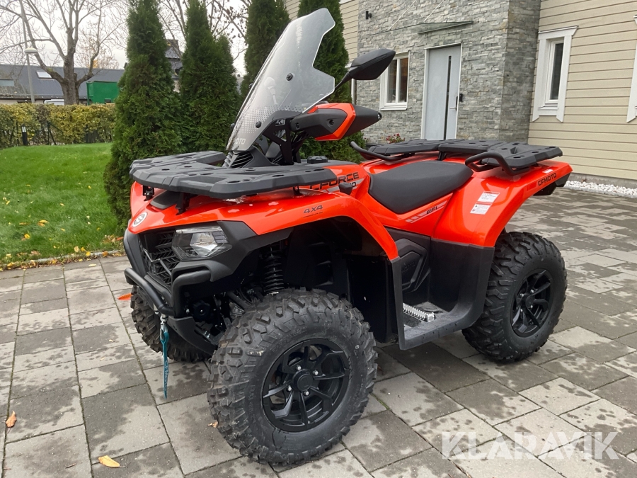 Fyrhjuling CF-Moto Cforce 520 med plog