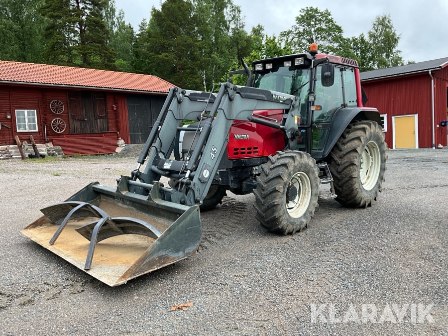 Traktor Valtra 6450-4 Twintrack