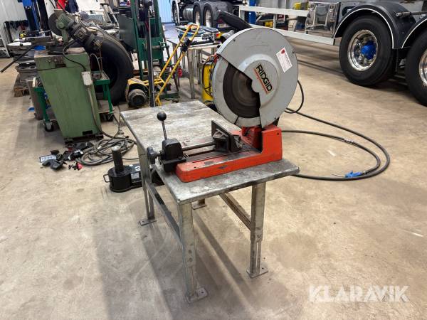Kapmaskin & arbetsbänk Ridgid 590-L