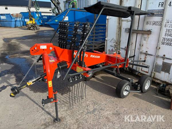 Strängläggare Kubota RA 1039 Rake