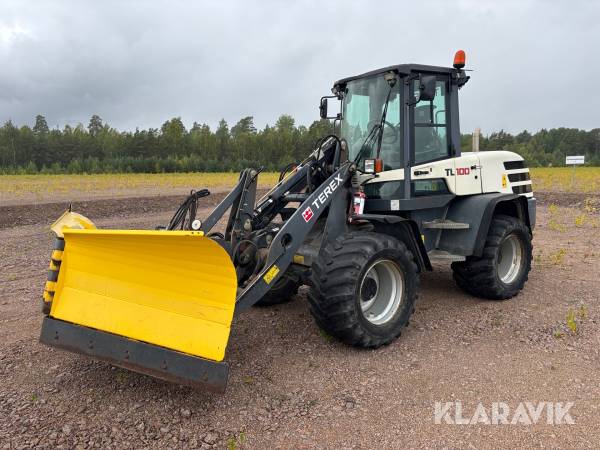 Hjullastare Terex TL100 med 4st redskap