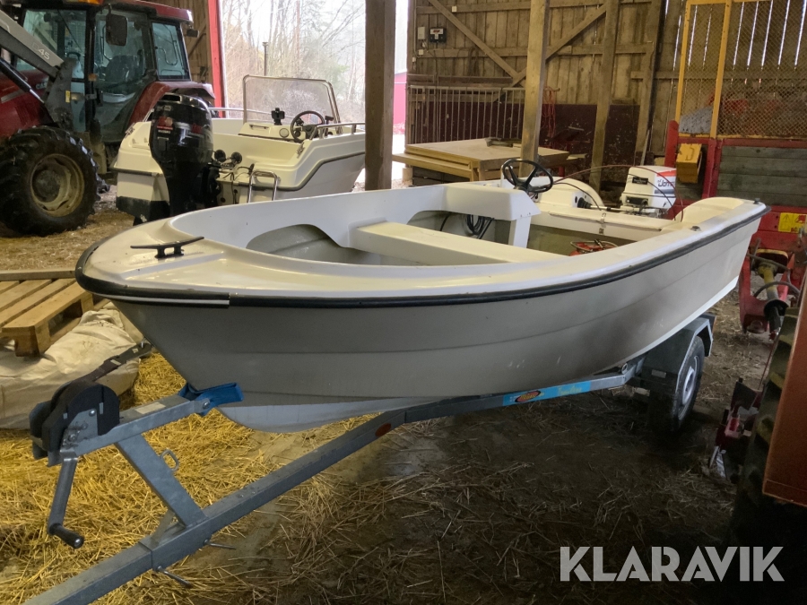 Båt Styrpulpet 4,40 Johnson 35