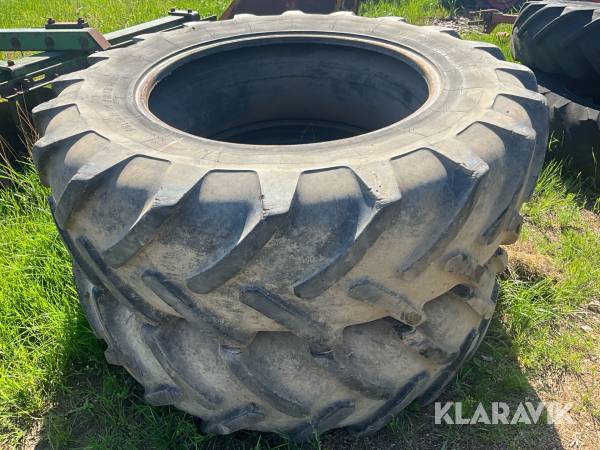 Traktordäck Michelin 16,9 R34 2st