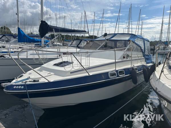 Motorbåt Fairline 26 SF