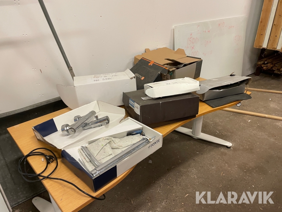 Blandare 8st och ett tvättställ  