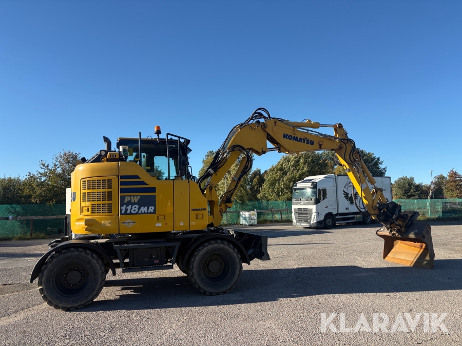 Grävmaskin Komatsu PW118 MR-11 med skopor