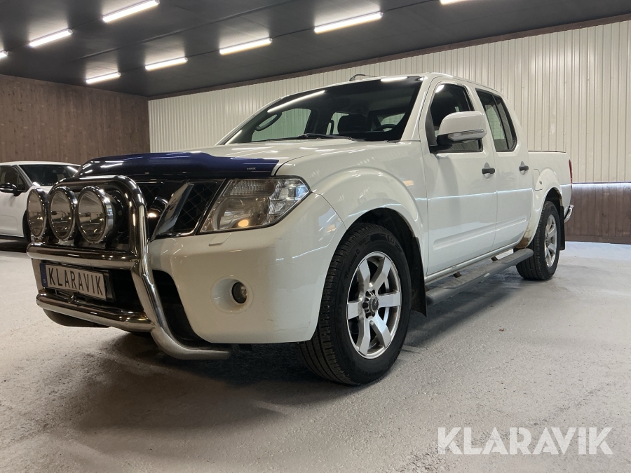 A-Traktor Nissan Navara