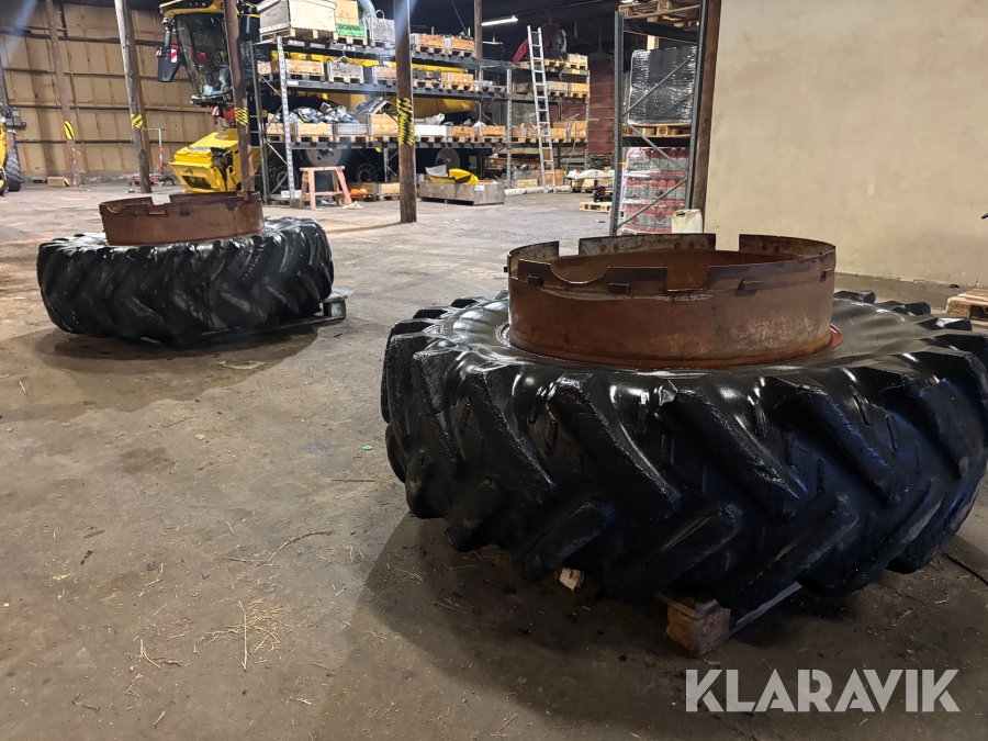 Dubbelmontage Kleber 20.8R38 2st med spännare