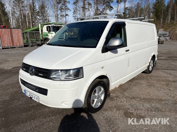 Skåpbil Volkswagen Transporter med hyllsystem 