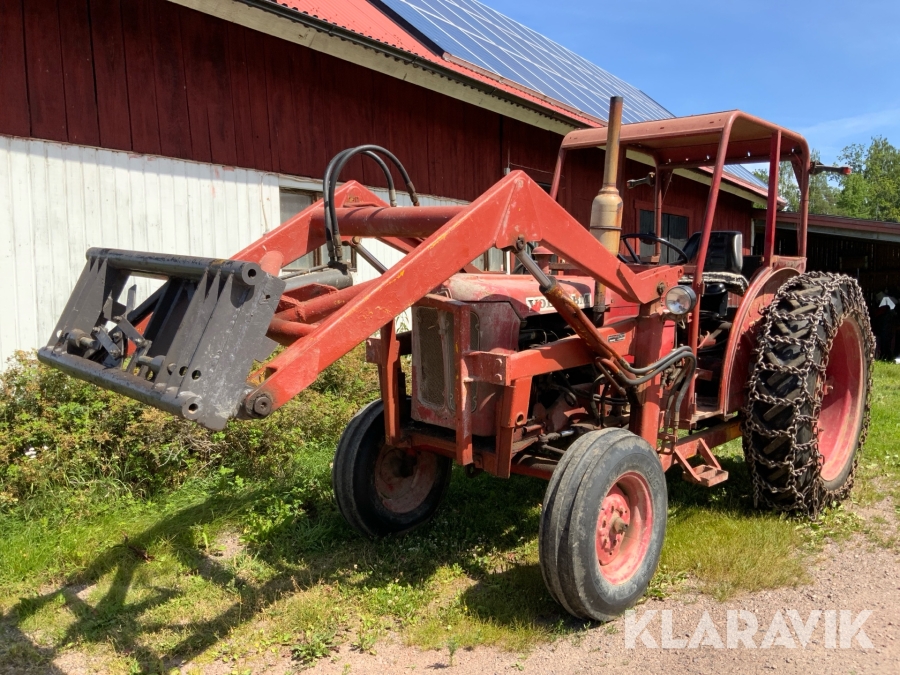 Veterantraktor Volvo BM 400 Buster med lastare