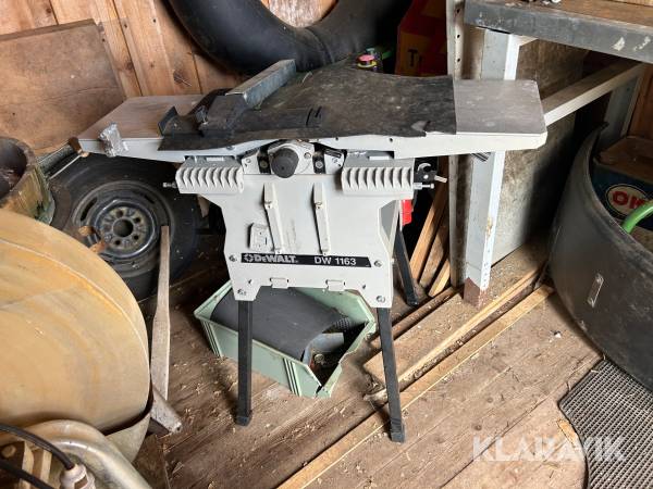 Plan och rikthyvel Dewalt DW1163