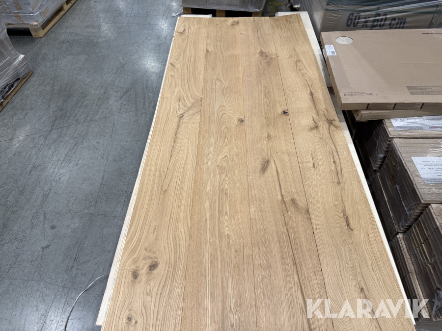 Parkettgolv 200 m²