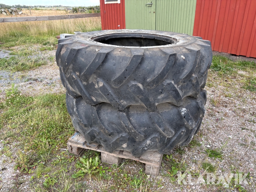 Traktordäck 2 st Michelin 16.9R28