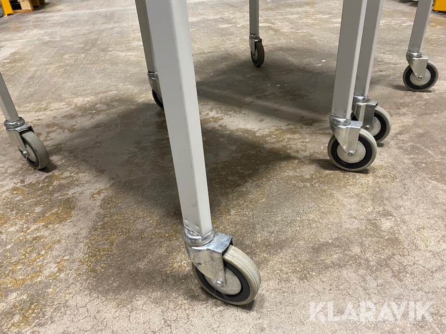 Rullbord 2 st, Linköping, Klaravik auktioner