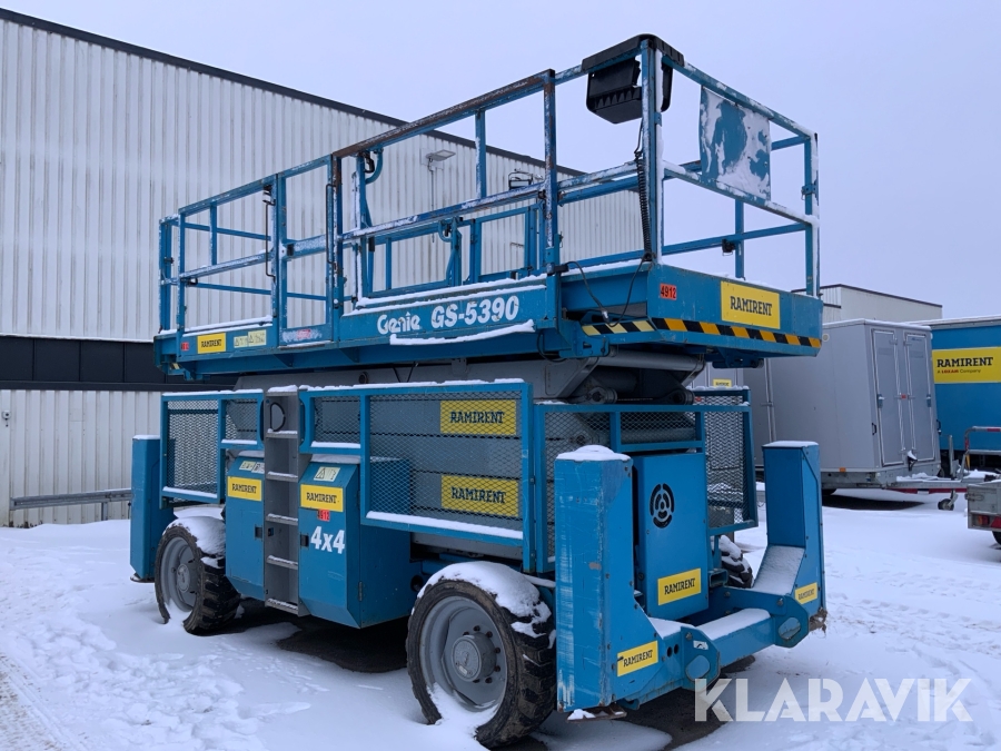 Saxlift Genie GS 5390 RT 18m, diesel med dubbla utskjut