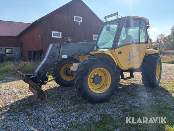 Teleskoplastare New Holland LM430