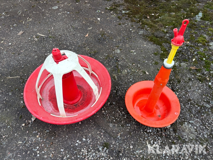 Foderutrustning till fjäderfä ca 60 st