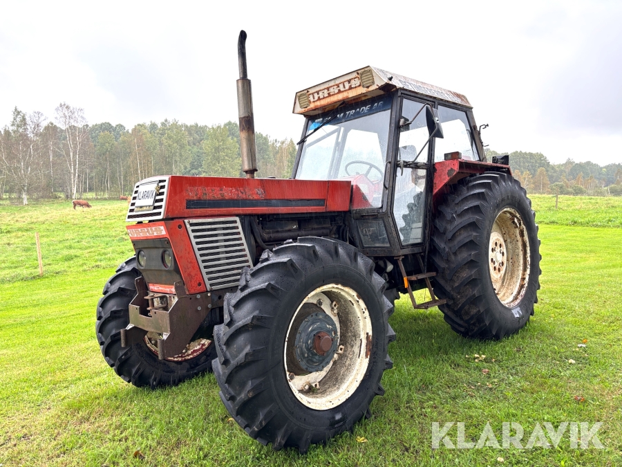 Veterantraktor Ursus 1204 De luxe