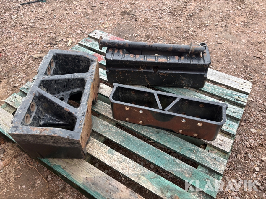 Frontvikt till Case MX