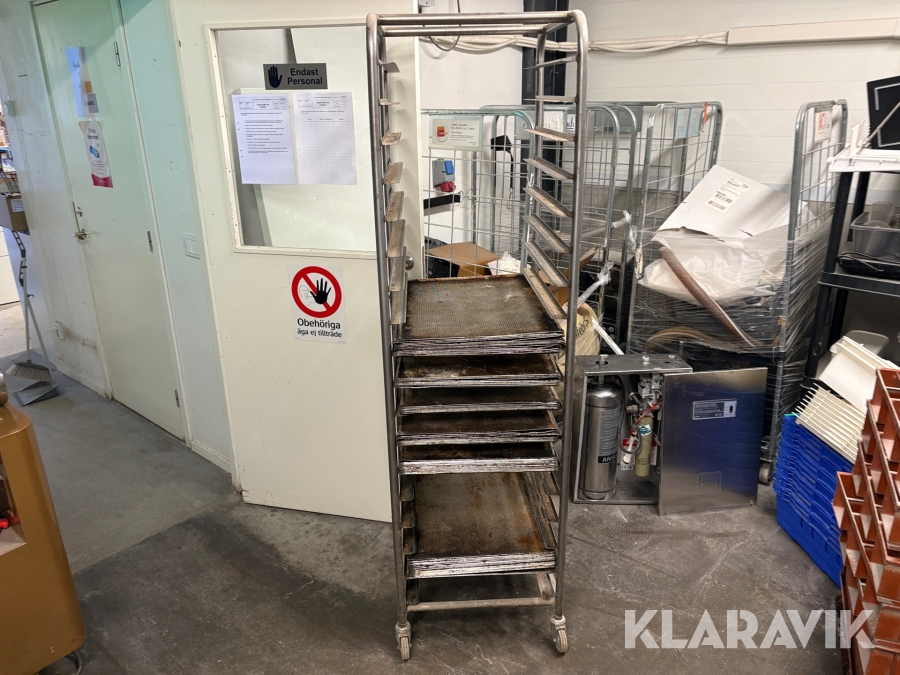 Stickvagn med hålplåtar ca 80 st