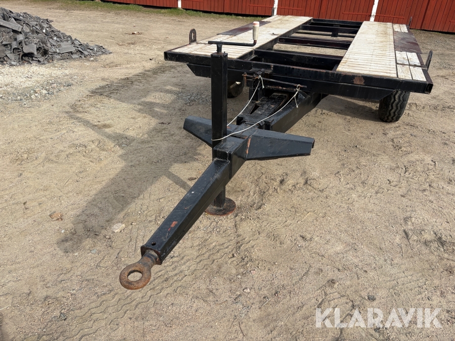 Maskintrailer med tipp