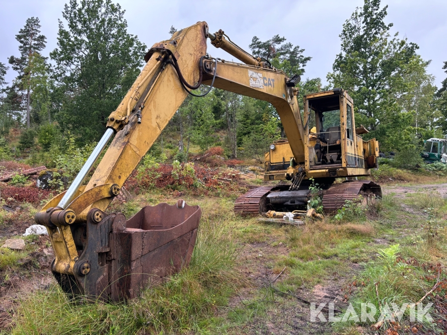 Grävmaskin CAT 215C LC