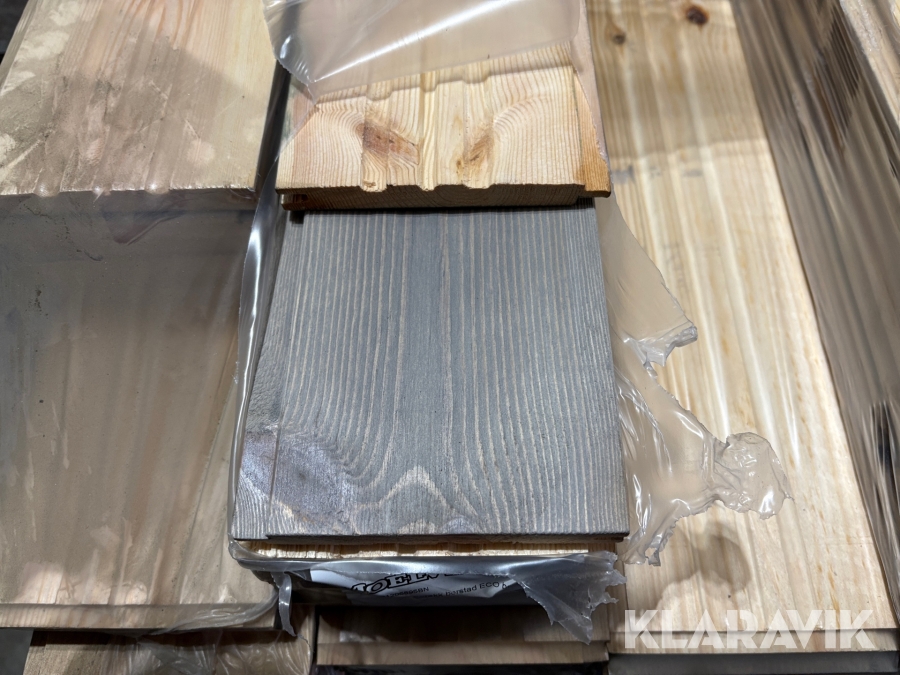 Slätspont 13x120, 2mm glipa, borstad grå Moelven