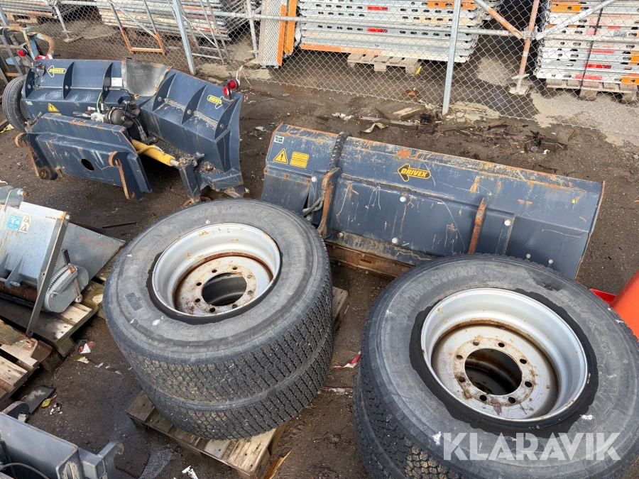 Vikplog, Sandskopa Drivex och Vinterdäck Bridgestone