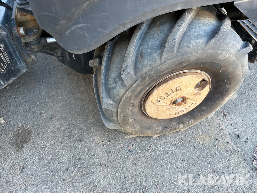 Redskapsbärare Ditch Witch R300, Jönköping, Klaravik auktion