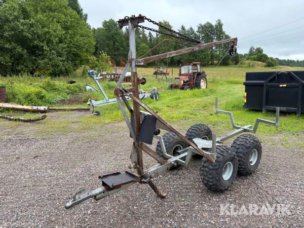 2-axlad skogskärra till ATV med kran