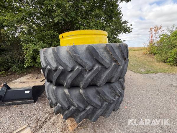 Dubbelmontage Goodyear DT820 650/65R42