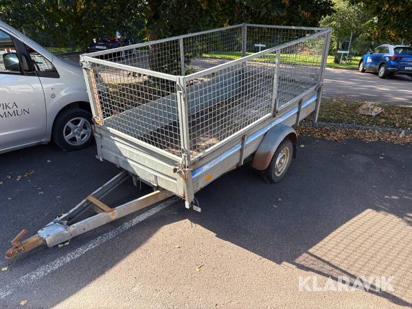 Personbilssläp Tiki Treiler Galler