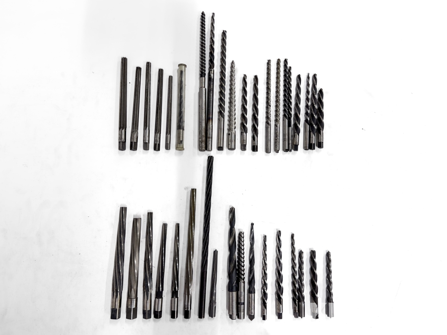 Brotchar i olika dimensioner med fyrkantsfäste och cylindriskt fäste