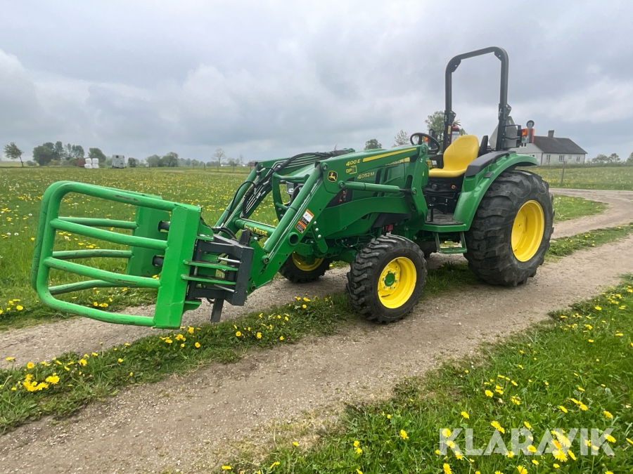 Kompakttraktor John Deere 4052M med lastare
