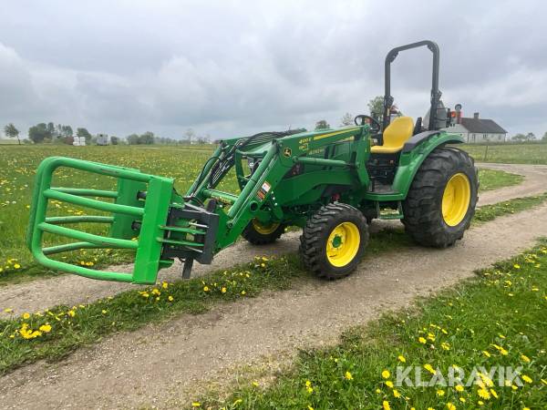 Kompakttraktor John Deere 4052M med lastare