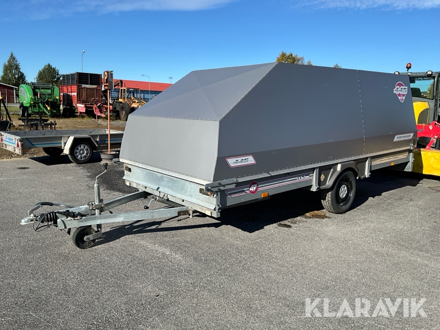 Personbilssläp 4P TOURING 445 TXI