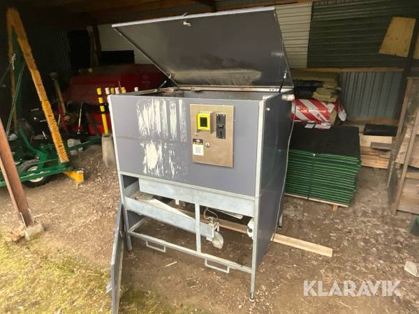 Bollautomat till golfbollar