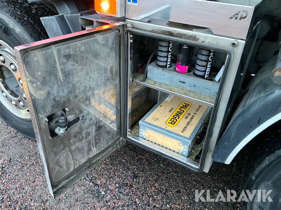 Lastbil med kran Volvo FH 500