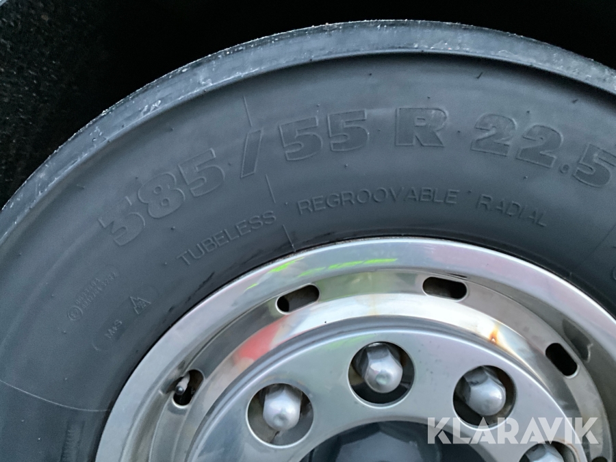 Lastbil med kran Volvo FH 500