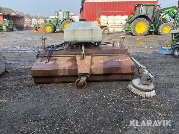 Sopskopa Fjärås FS2200 med pensel
