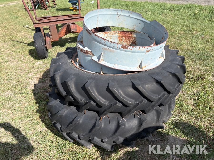 Dubbelmontage Pirelli 13.6/12-38